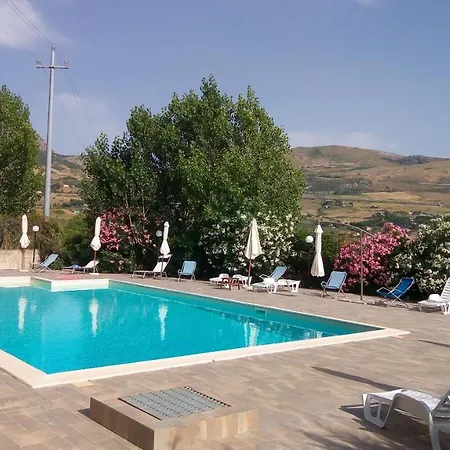 Masseria La Chiusa Farm stay San Giuseppe Jato